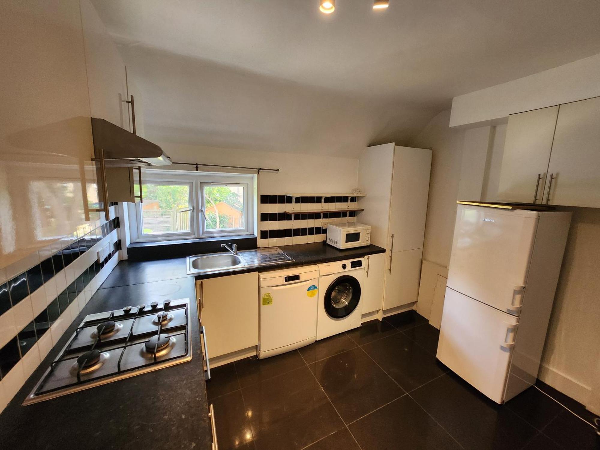 Flat With Work Station, Monitor, Smart Tv & Netflix Apartment London Ngoại thất bức ảnh